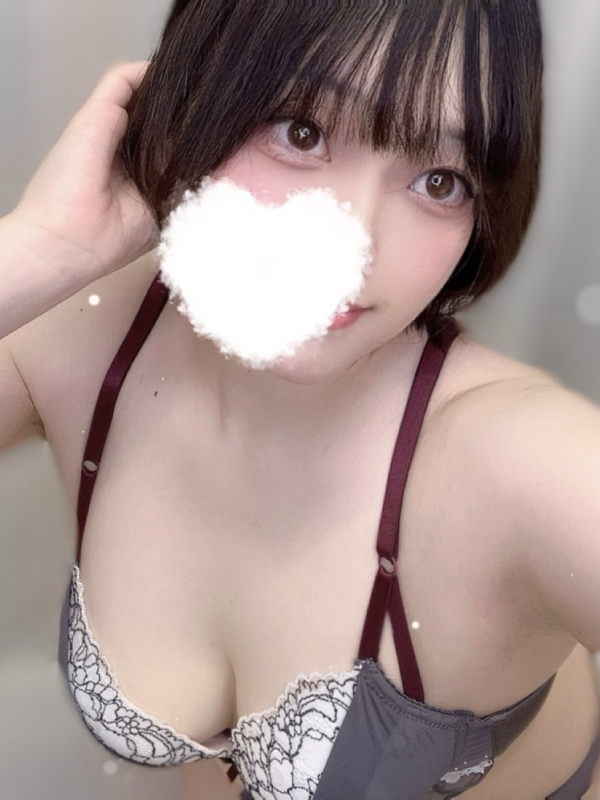 朝霧　れい