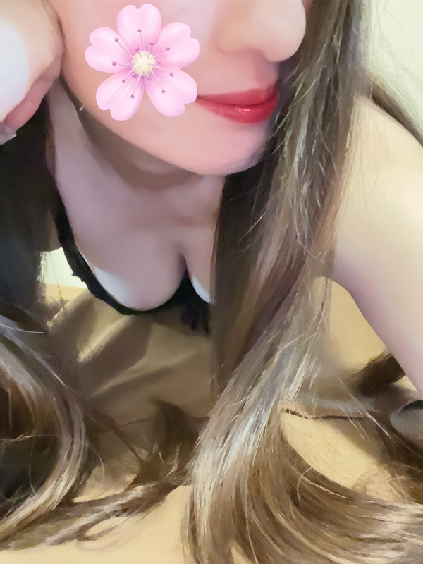 椎名 もも