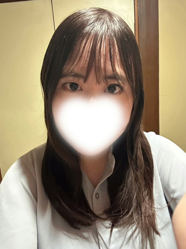 白凪れいな