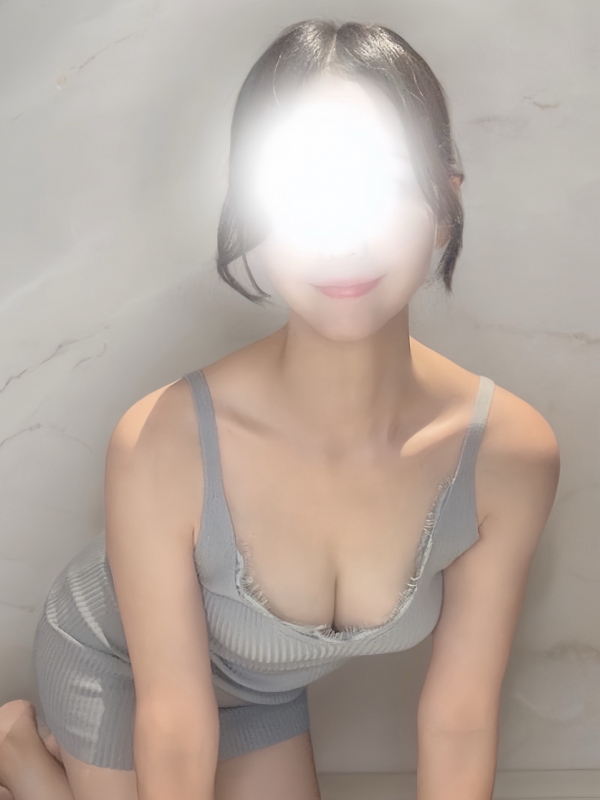 柚木えま