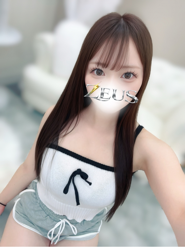 日向 ゆうは