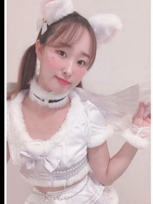 白雪にこ