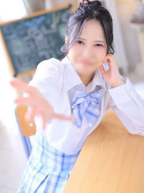 ヒイナ