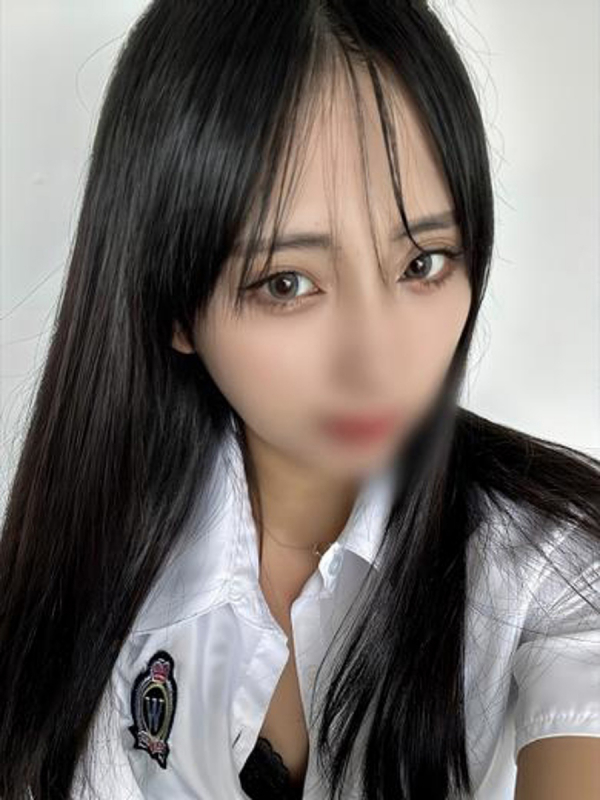 マユ
