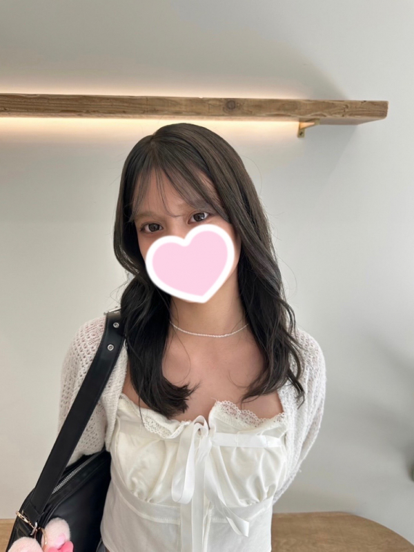 平井　なちか