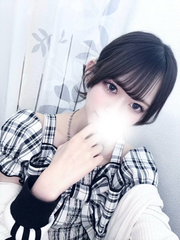 望月えみり