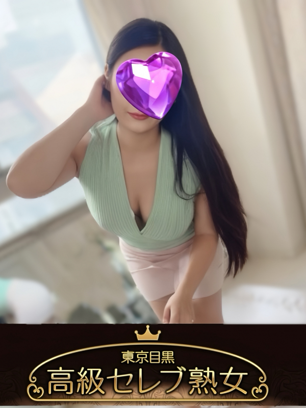 愛沢　梨々子