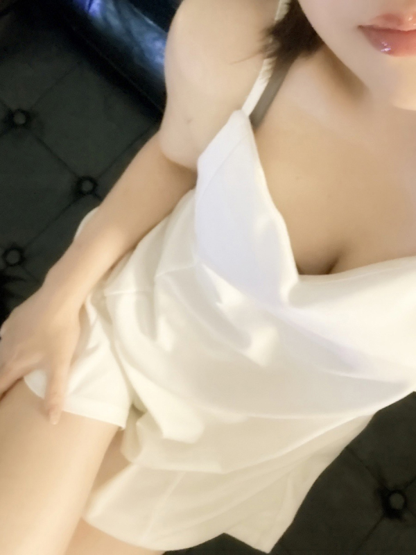 水瀬　しずく