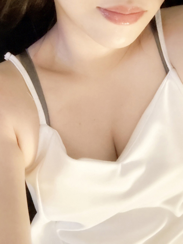 水瀬　しずく