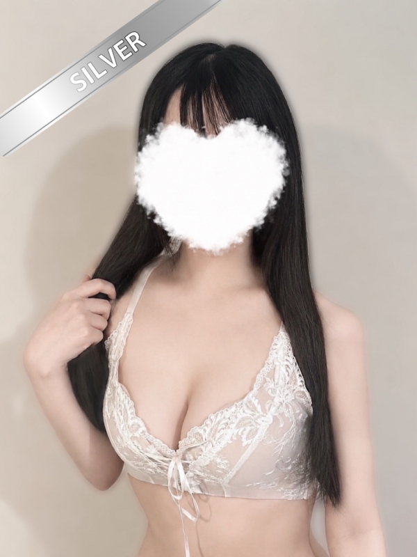 えみり