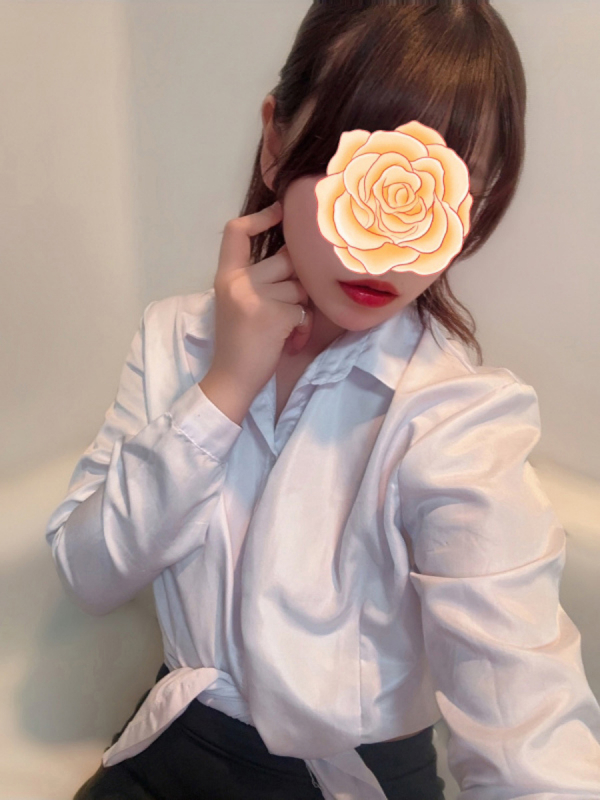 みいな