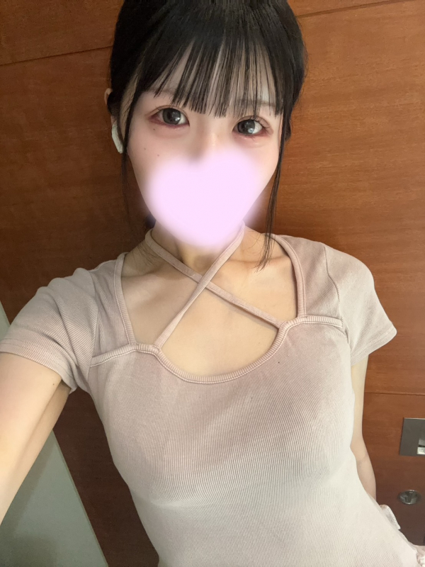 香坂　りせ