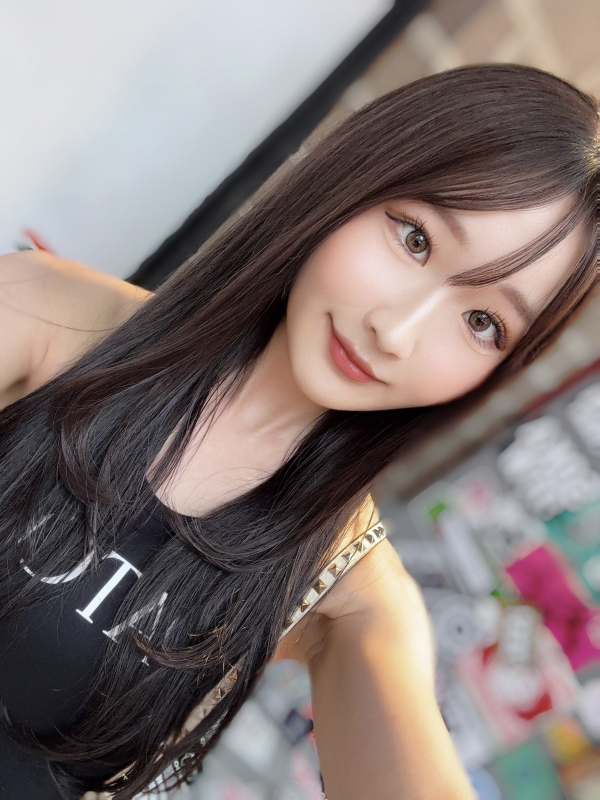 蛯原　ここな