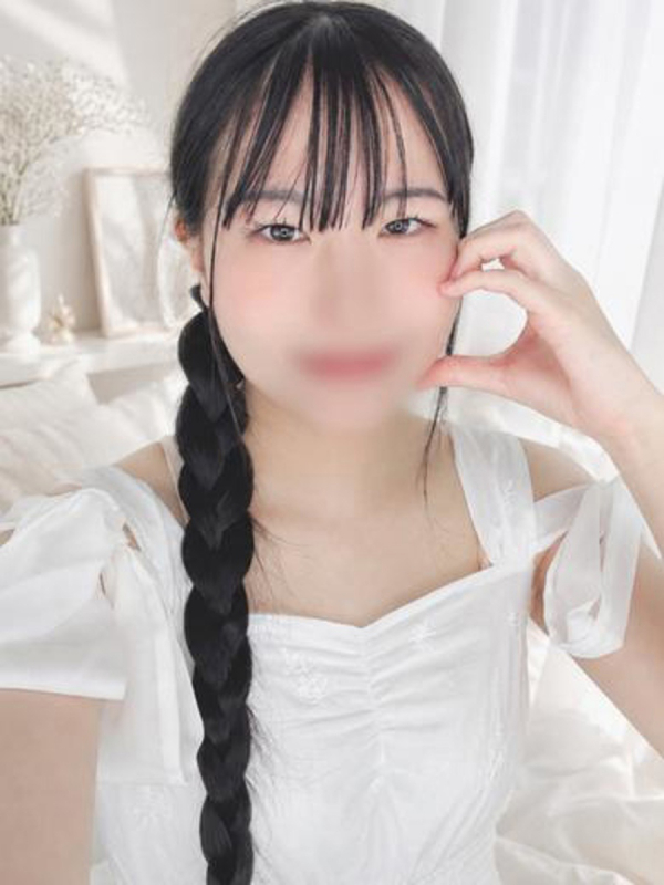 エミリ