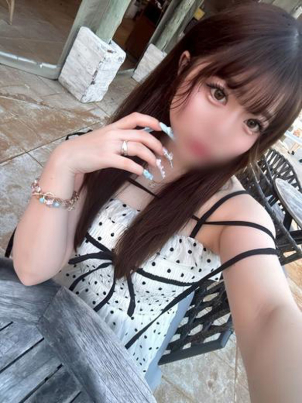チナツ
