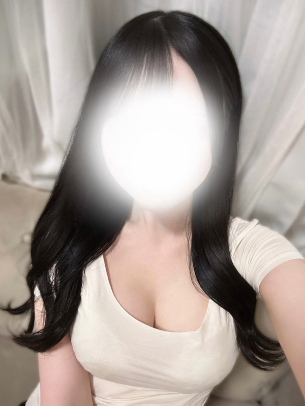 宇佐美みゆ
