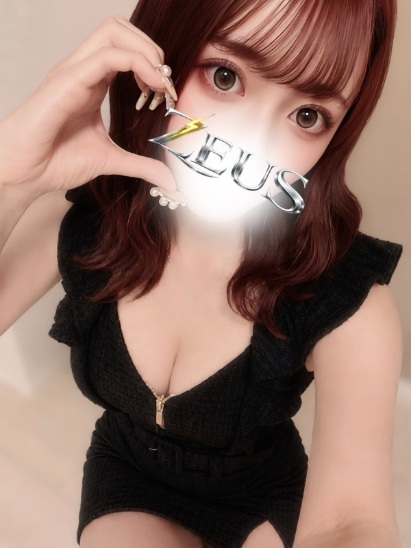 三上 さな
