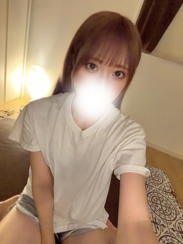 天羽れみ