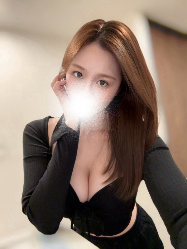 高嶺　りさ