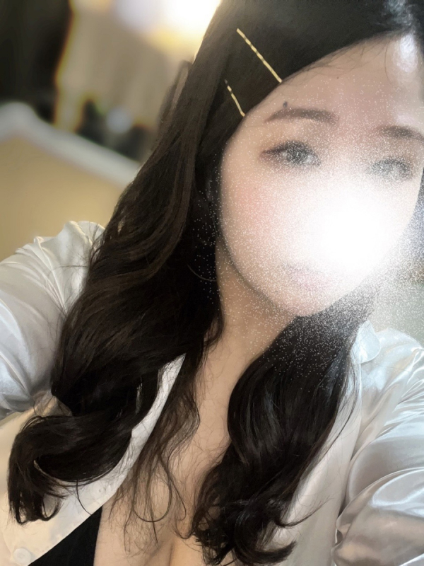 みいな