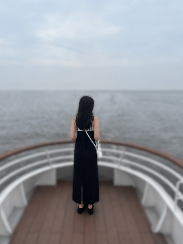 朝比奈りさ