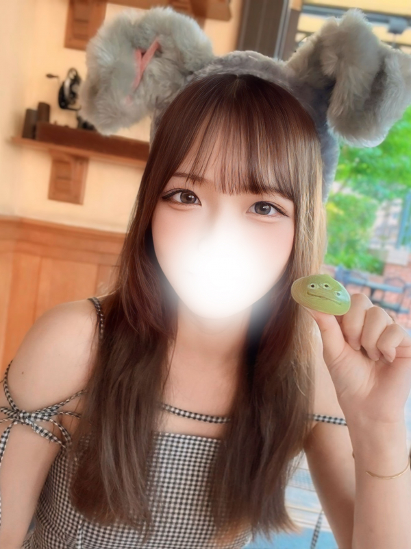 三上　りな