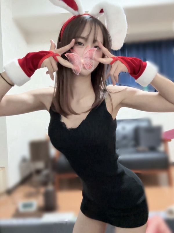 皇ももか