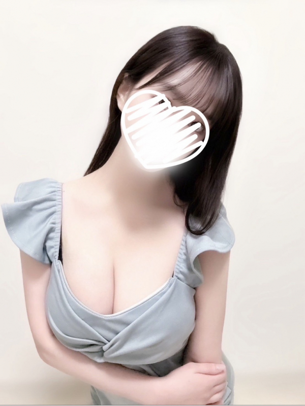 朝比奈まみ