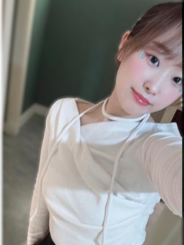 白雪にこ