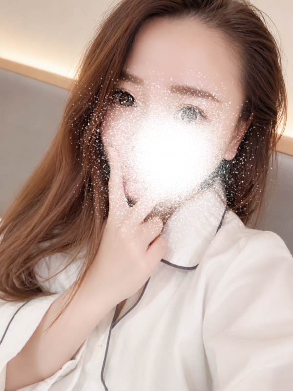 結城　真奈