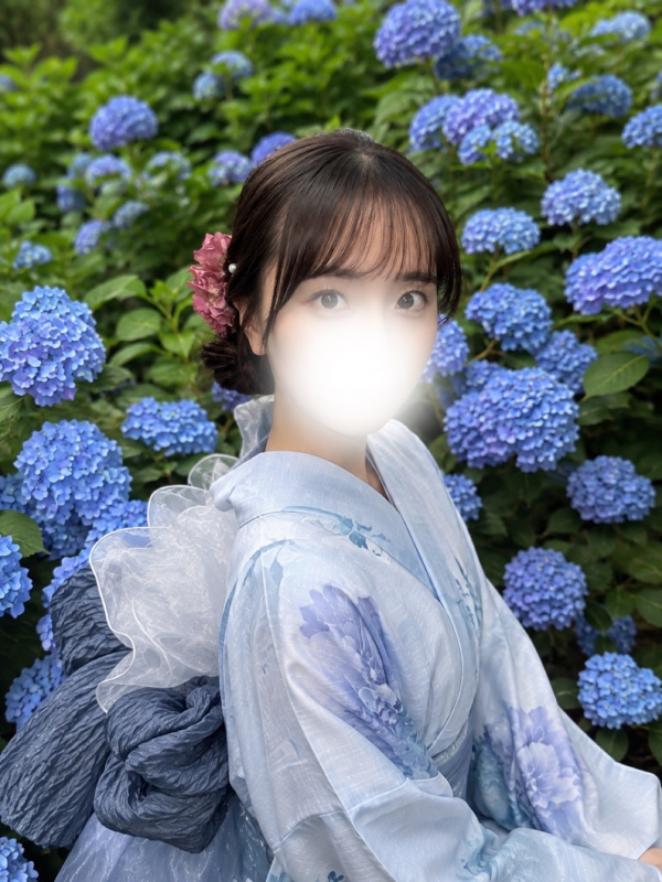 白峰ゆい