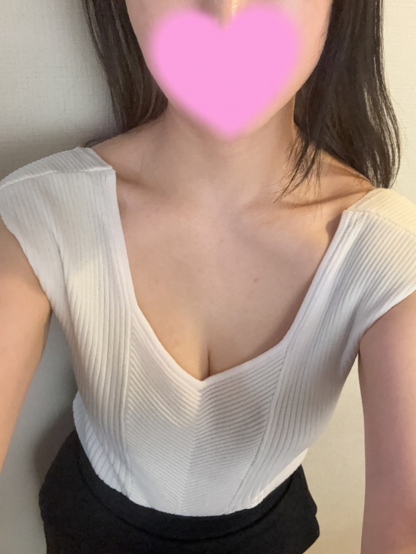 綾名 れい