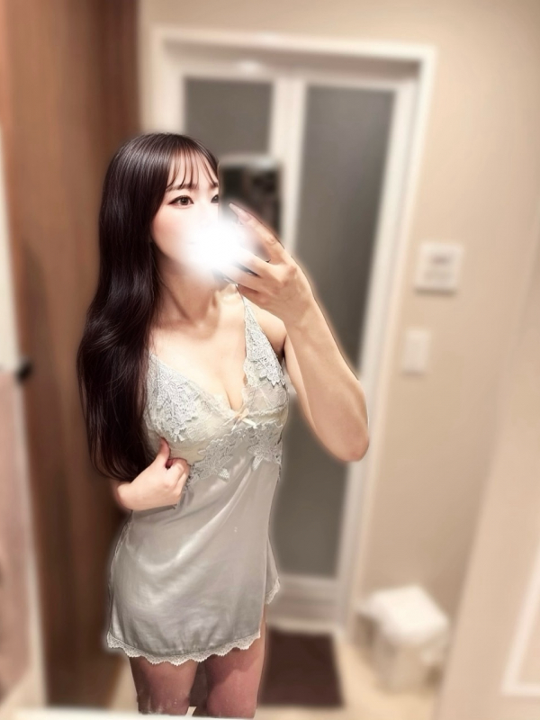夏目ここ
