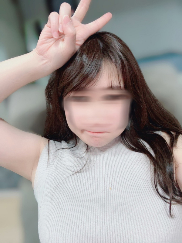 紗倉まなつ