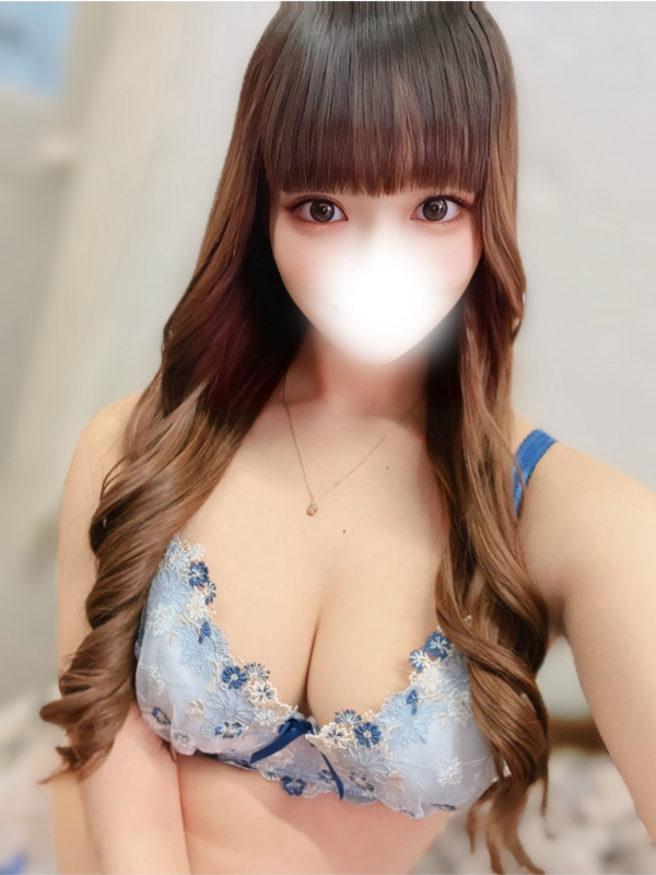 高嶺まみ