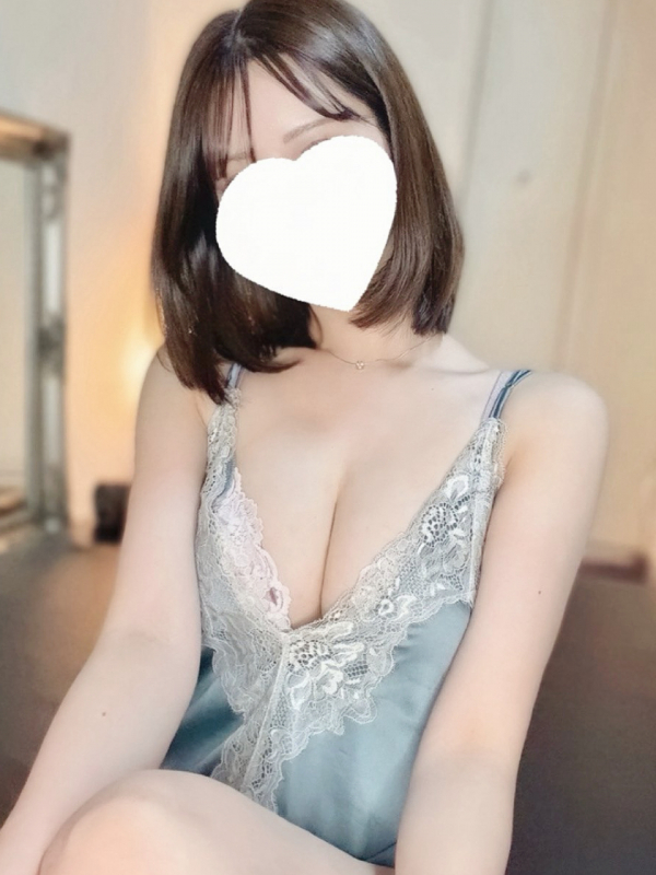 芹沢みれい