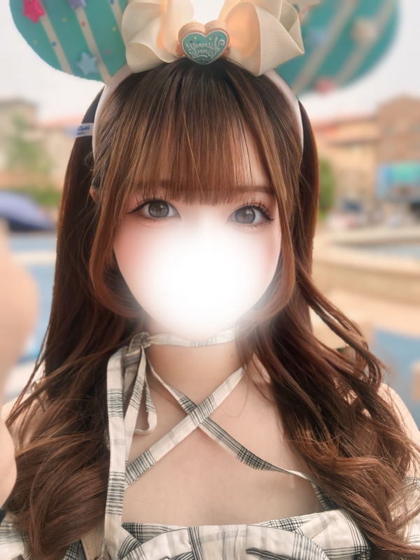 朝比奈れいら