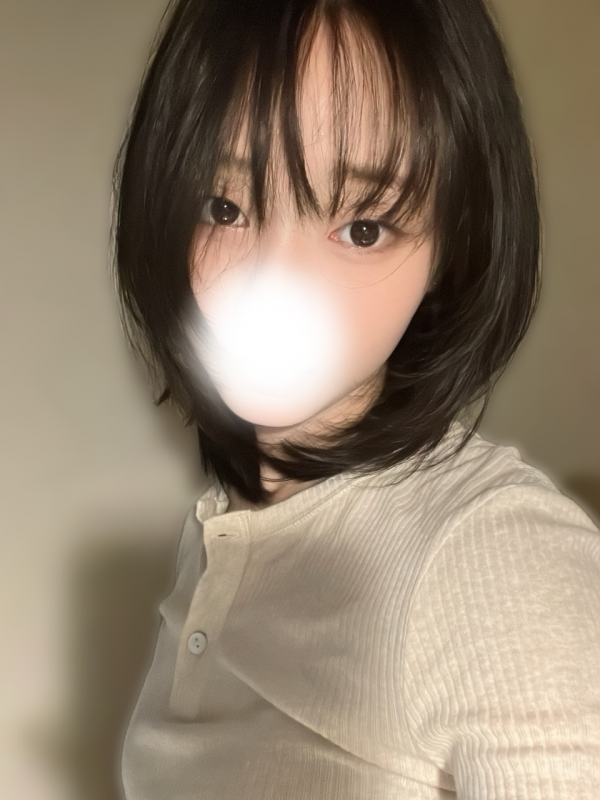 香月まひろ