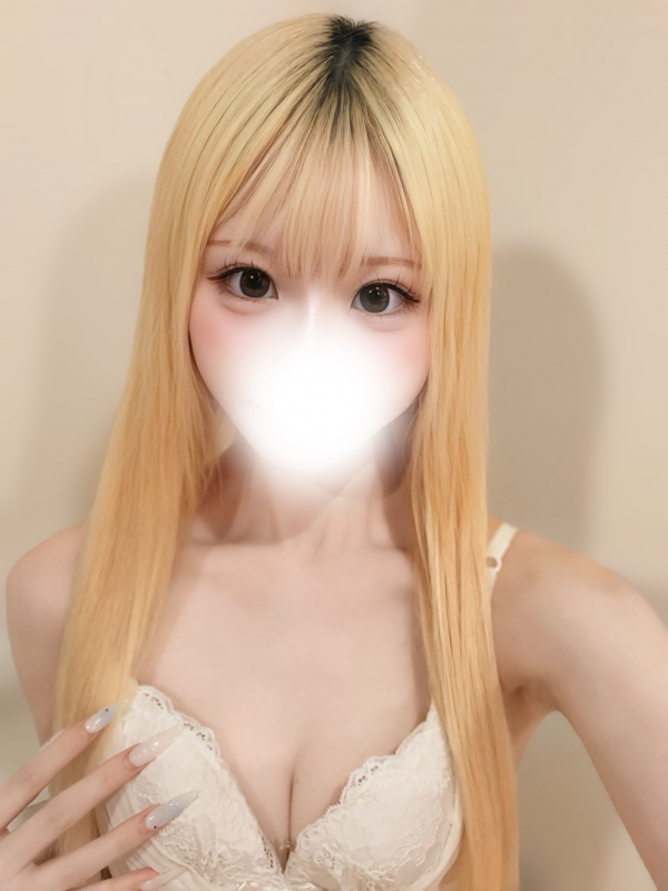 瀬名りさ