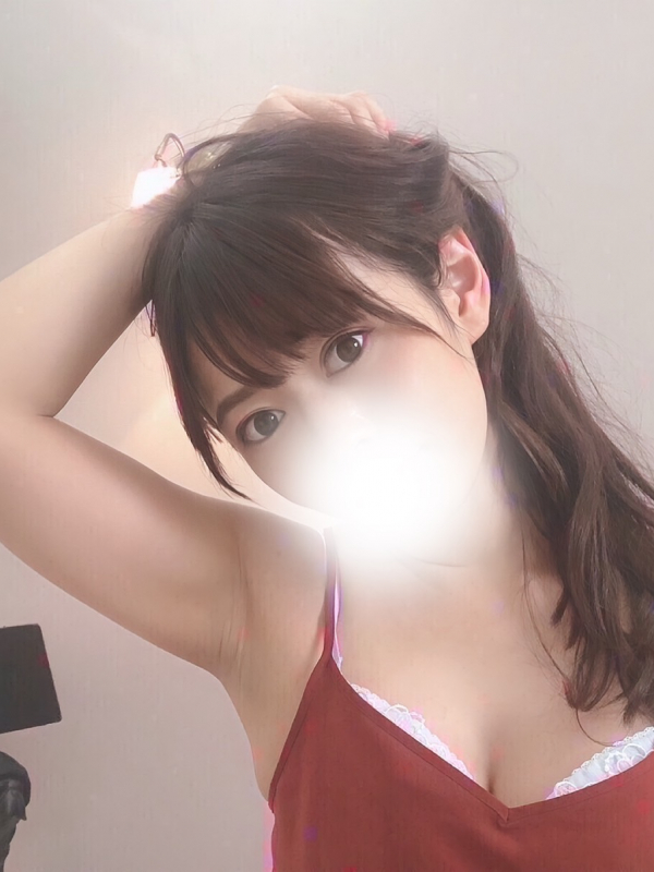 鬼崎しゅうか