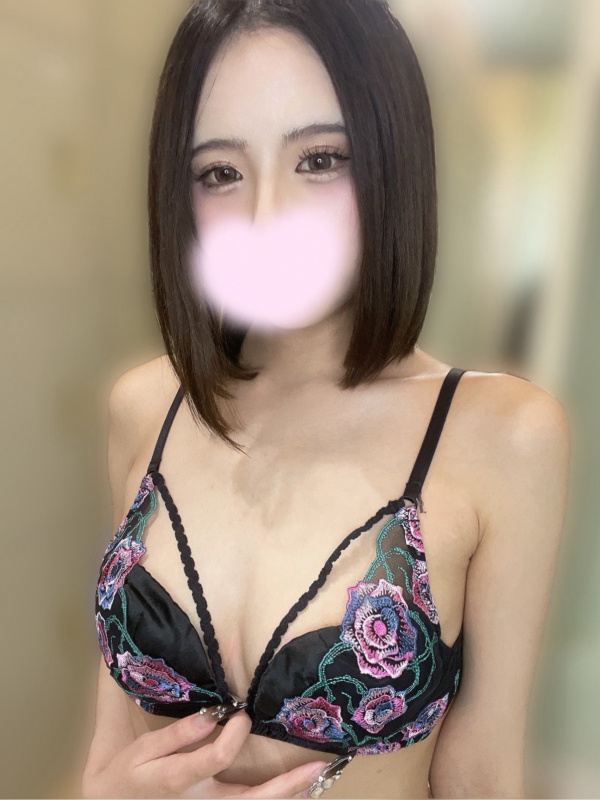 月見　れな