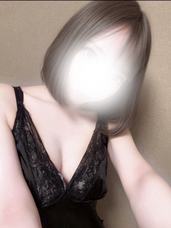 琥珀　もか
