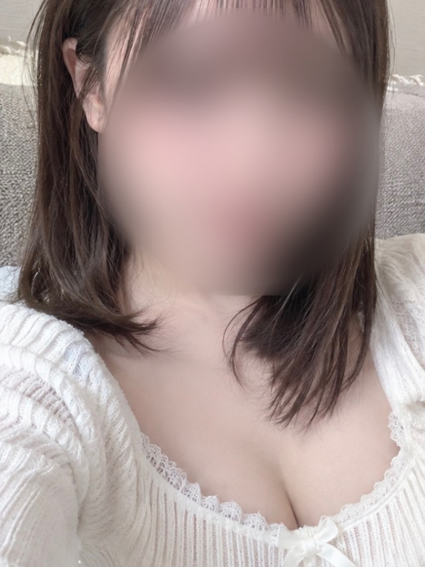 立花ひなの