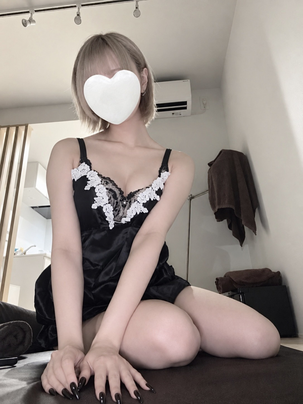 つき