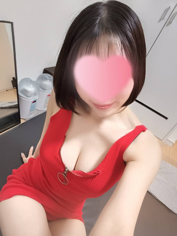中田　えみ