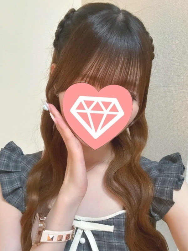 久遠 えま