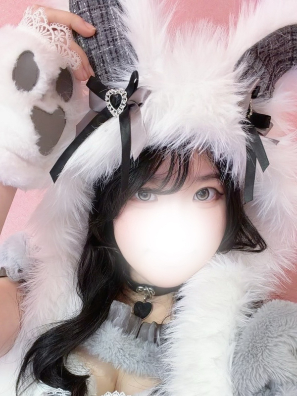 ゆりあ
