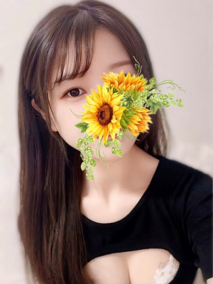 華本かれん