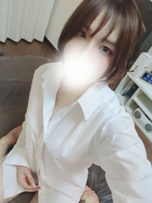 せりな