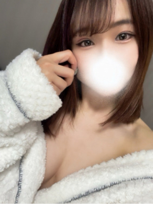立花なぎさ